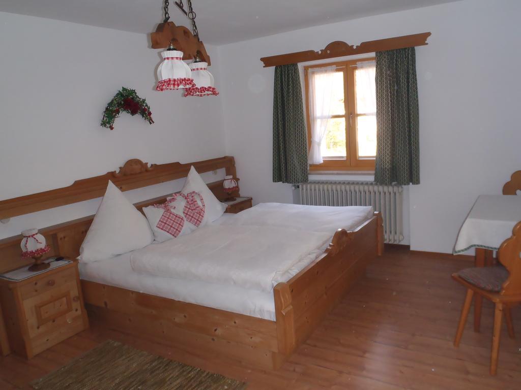 Ferienhaus Bergfreund ميتنوالد الغرفة الصورة